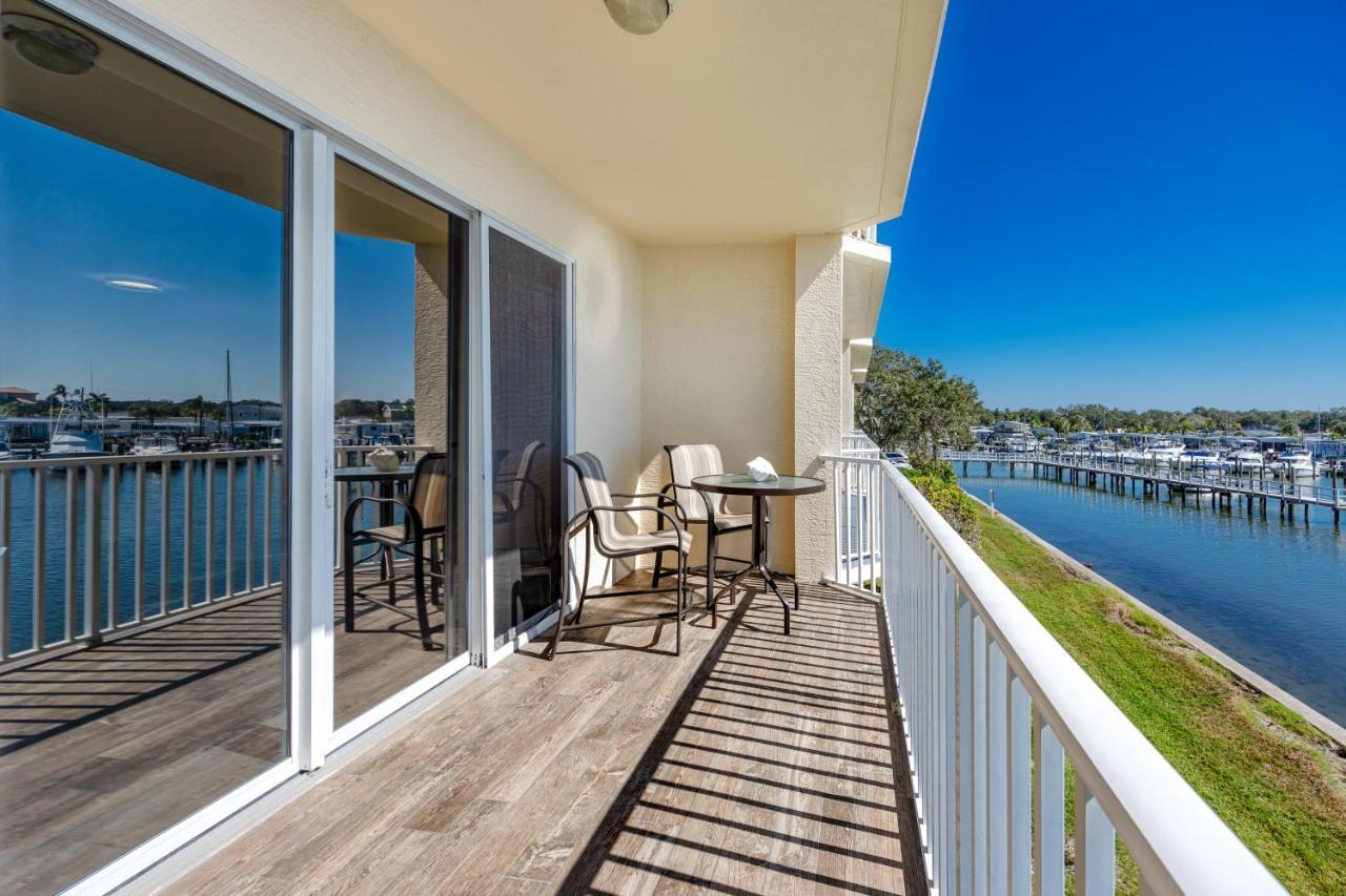 Elegant Waterfront Place For Two/Boca Ciega Resort Сент-Питерсберг Экстерьер фото