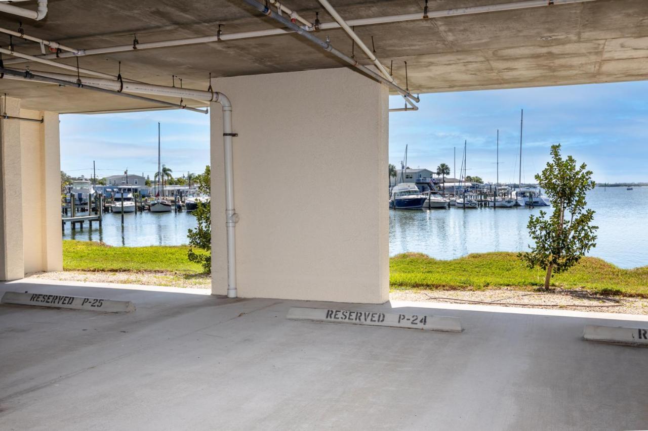 Elegant Waterfront Place For Two/Boca Ciega Resort Сент-Питерсберг Экстерьер фото