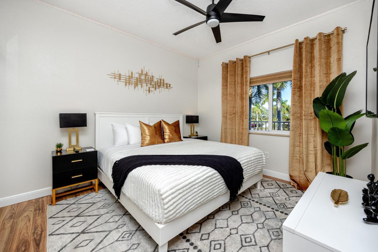 Elegant Waterfront Place For Two/Boca Ciega Resort Сент-Питерсберг Экстерьер фото