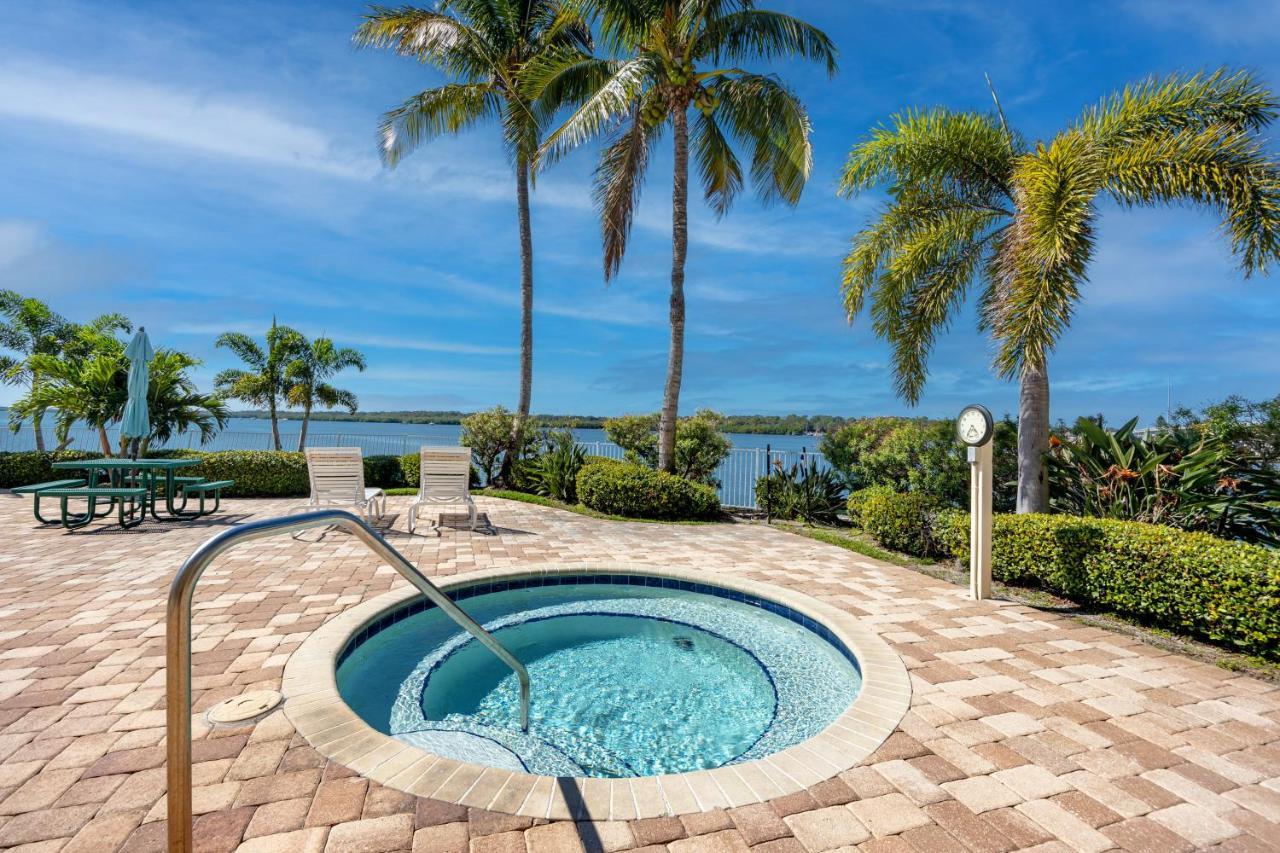 Elegant Waterfront Place For Two/Boca Ciega Resort Сент-Питерсберг Экстерьер фото