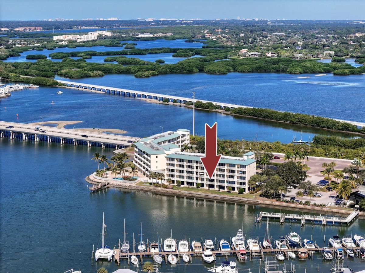 Elegant Waterfront Place For Two/Boca Ciega Resort Сент-Питерсберг Экстерьер фото