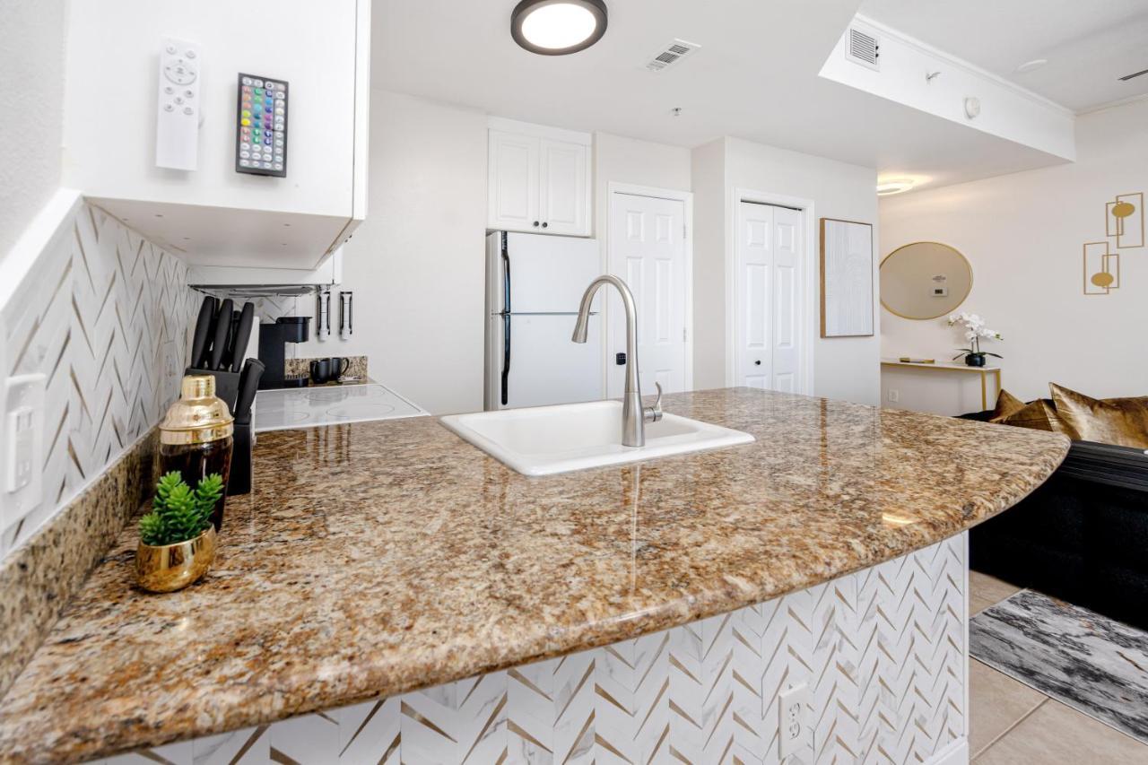 Elegant Waterfront Place For Two/Boca Ciega Resort Сент-Питерсберг Экстерьер фото